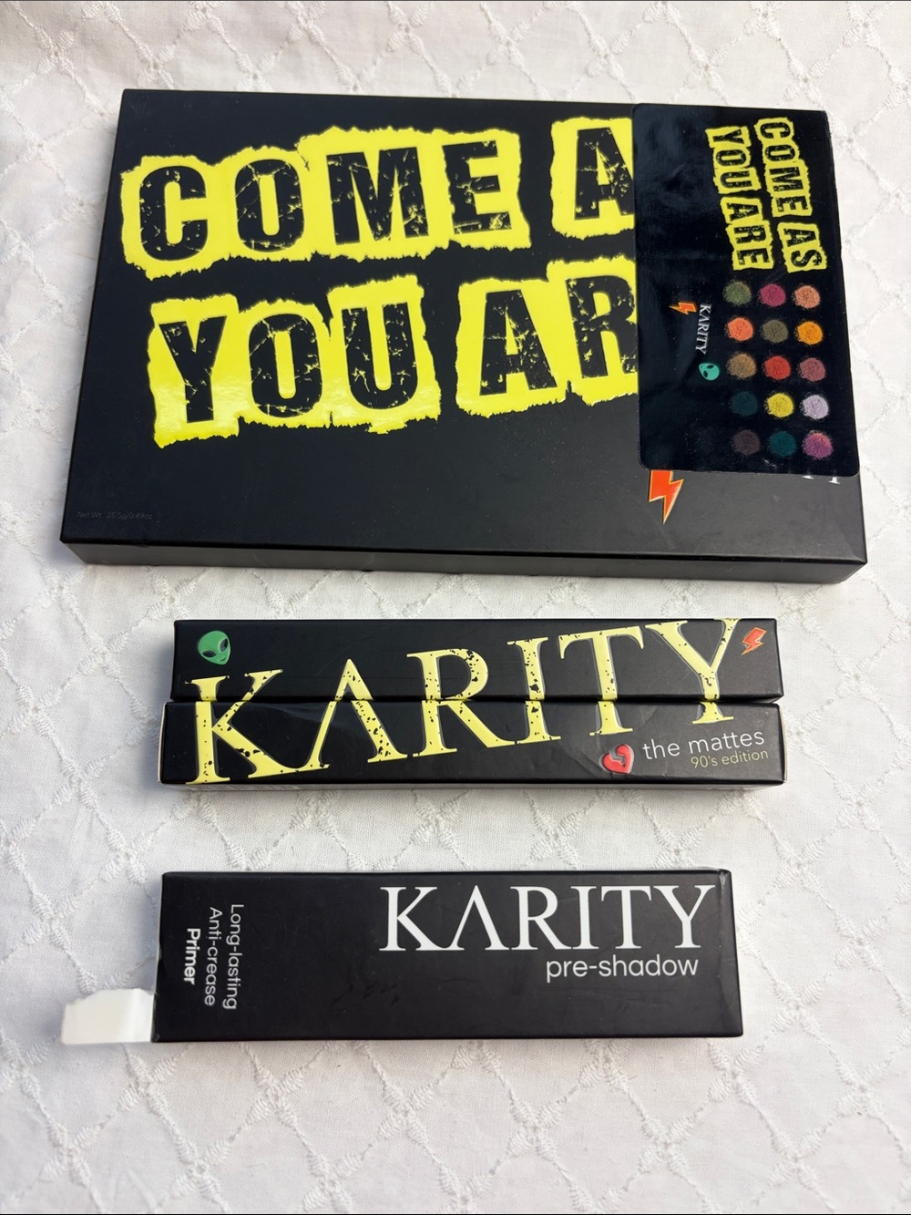 KARITY Come As You Are Eyeshadow Palette - Primer - 2 Liquid Lipsticks NWT